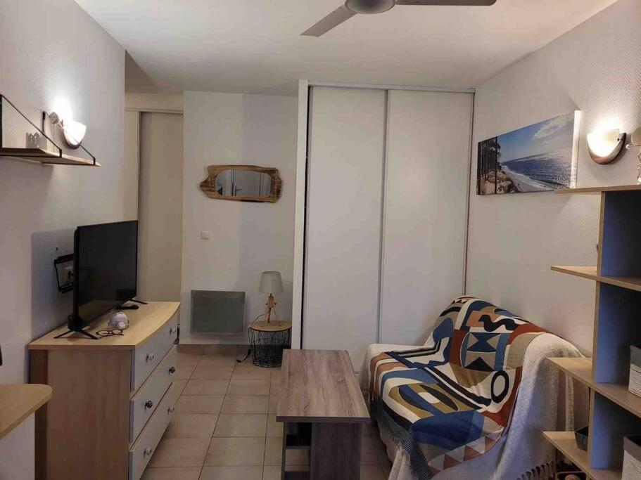 Appartement Le Coin Du Curiste - Port De Plaisance à Rochefort-sur-Mer Extérieur photo